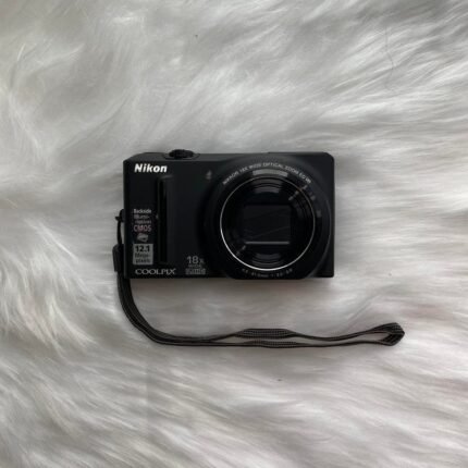 Used Digital Camera | Nikon COOLPIX S9100 Digital Camera - Case & Black | Complete Set