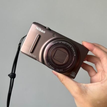 Used Digital Camera | Nikon Coolpix Digital Camera S9500 18.1 MP Digital Camera in brown 🤎 | Complete Set